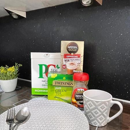 Wharf Inn Premier Apartment Central Manchester - Free Private Parking Esterno foto