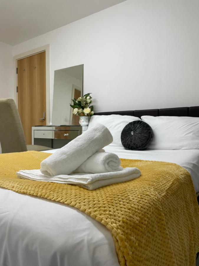 Wharf Inn Premier Apartment Central Manchester - Free Private Parking Esterno foto