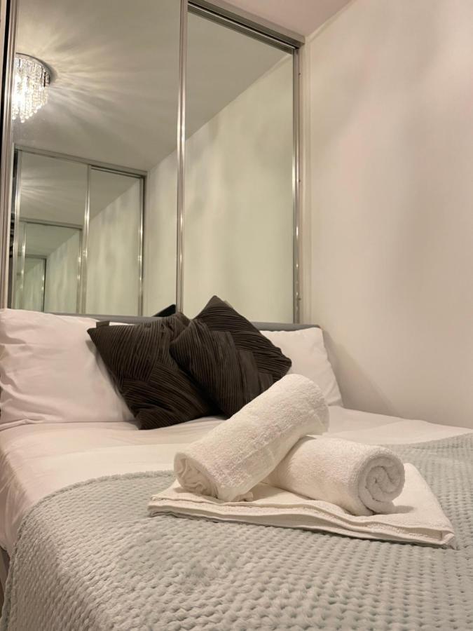 Wharf Inn Premier Apartment Central Manchester - Free Private Parking Esterno foto