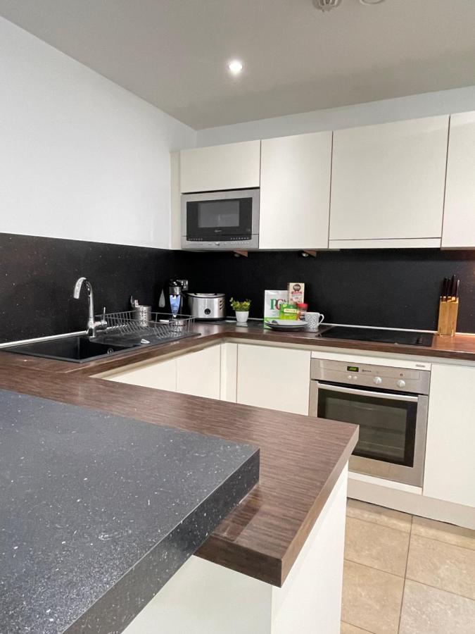 Wharf Inn Premier Apartment Central Manchester - Free Private Parking Esterno foto