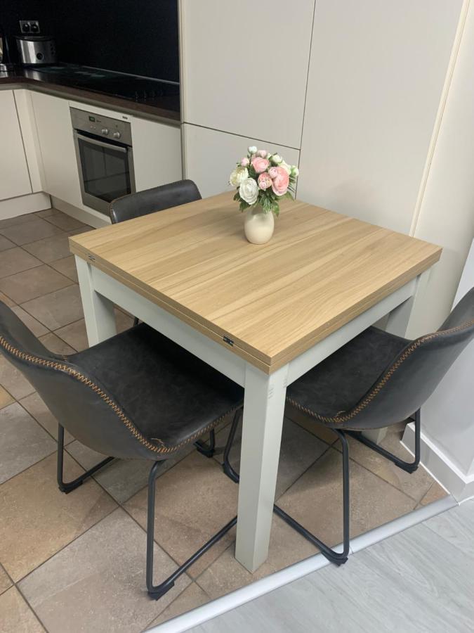 Wharf Inn Premier Apartment Central Manchester - Free Private Parking Esterno foto